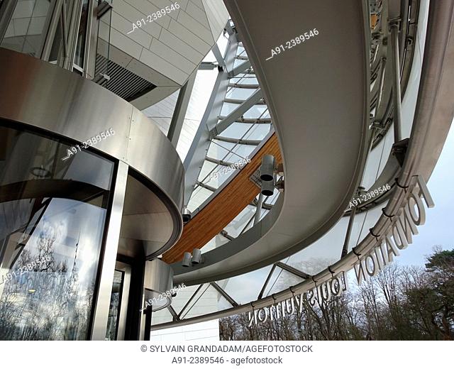 France, Ile-de-France, Paris, Jardin d'acclimatation in Boulogne Wood, Fondation Vuitton, building erected in 2014 architect Franck Gehry to Shelter...