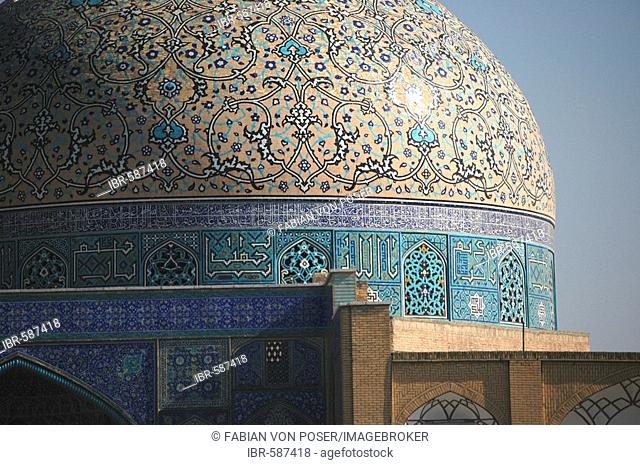 Dome of sheikh Lotfollah-Mosque at Meidan-e Imam (Imam) square, Isfahan, Iran