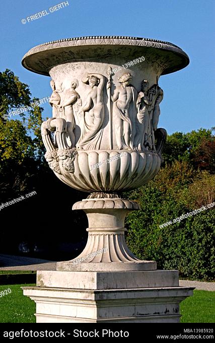 Amphora in the Schlosspark, Schloss, Neuwied am Rhein, Rhineland-Palatinate, Germany