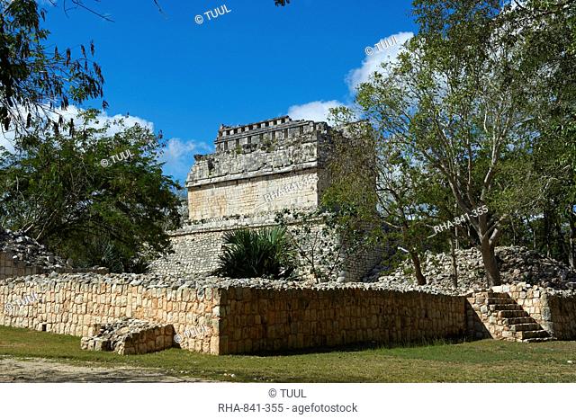 Ancient Mayan ruins, Chichen Itza, UNESCO World Heritage Site, Yucatan, Mexico, North America