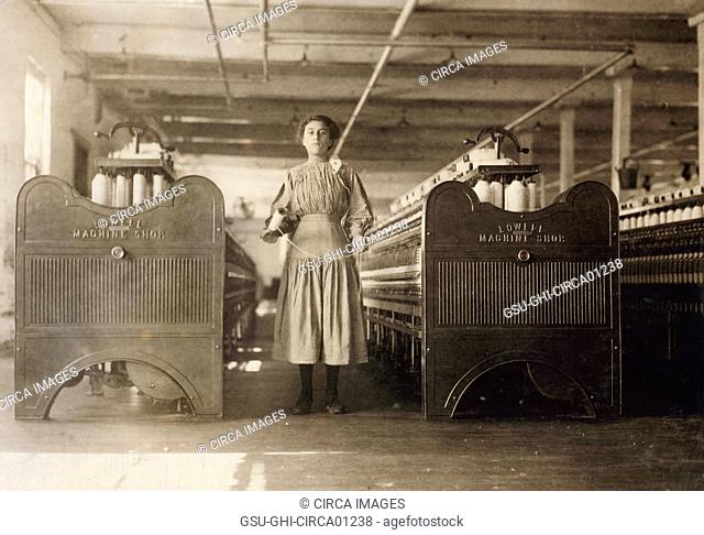 Young Teen Spinner Working in Textile Mill, Winchendon, Massachusetts, USA, circa 1911
