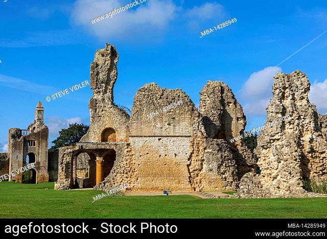 England, Dorset, Sherborne, The Ruins of Sherborne Old Castle a 12the century Medieval Palace