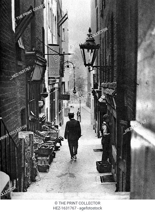 George Court (an alleyway leading to the Adelphi Theatre from the Strand), London, 1926-1927. From Wonderful London, volume II, edited by Arthur St John Adcock