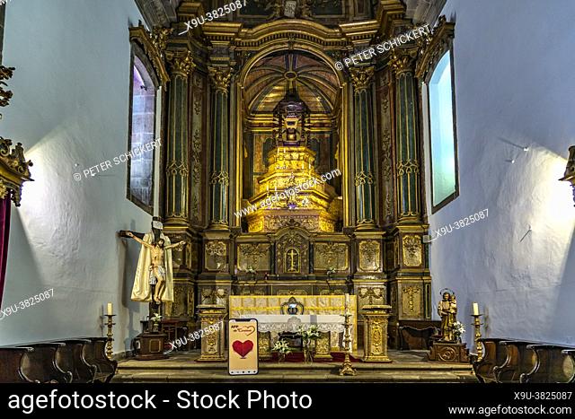 Altar of the baroque church Igreja dos Santos Passos, Guimaraes, Portugal, Europe