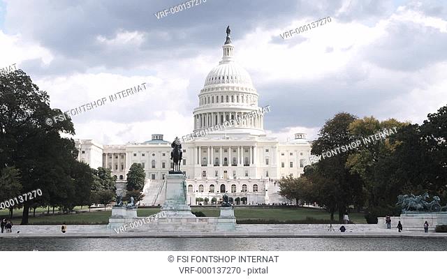T/L, WS, Lockdown of the United States Capitol Building, Washington DC, USA