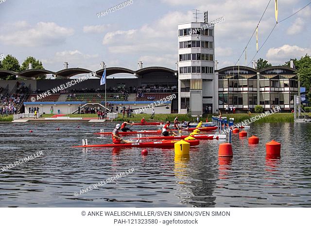 Feature, finish at the regatta course in Wedau, finish at M C1, Canadians, on 01.06.2018 Canoe ICF World Cup Duisburg from 31.05. - 02.06