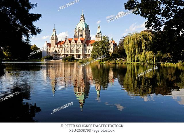 The New Town Hall and lake Maschteich in Hanover, Lower Saxony, Germany
