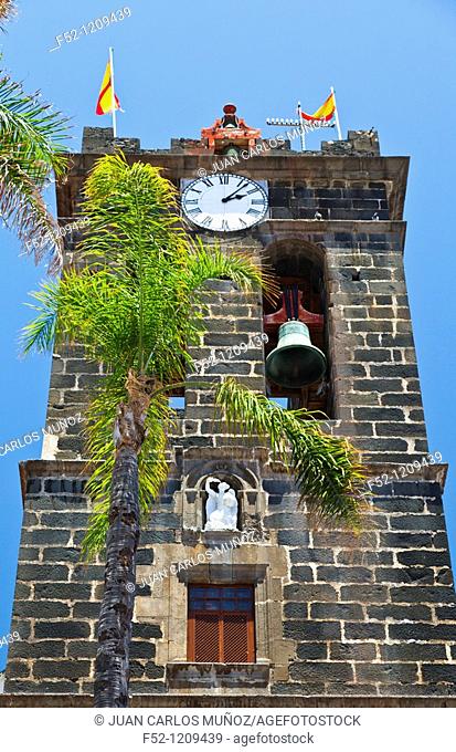 Torre campanario de la iglesia El Salvador  Ciudad Santa Cruz de la Palma  Isla La Palma  Provincia Santa Cruz  Islas Canarias  España