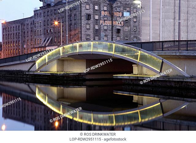 Republic of Ireland, Dublin City, Dublin. Grand Canal Dock Bridge, Ringsend Road, over Grand Canal, in the regenerated Grand Canal Square of the South Docklands...