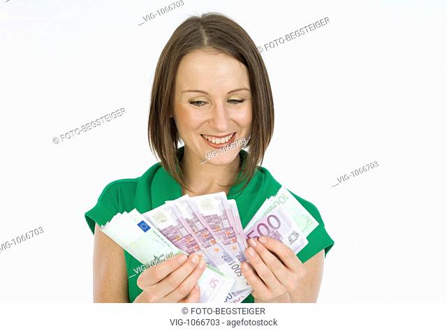 young woman with much money. - 12/11/2008