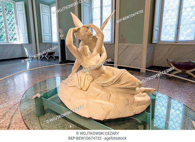 Statue of Eros and Psyche by Adamo Tadolini, a marble copy taken from the original model used by Antonio Canova, Villa Carlotta, Tremezzo, Lake Como, Italy