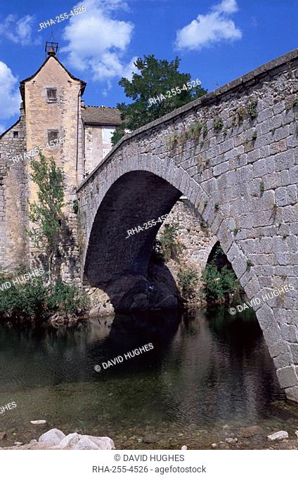 Le Pont-de-Montvert, River Tarn, Cevennes, Lozere, Languedoc-Roussillon, France, Europe