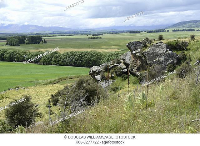 Landscape along the Central Otago Rail Trail, South Island, New Zealand