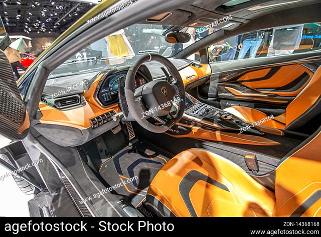 Cockpit eines Lamborghini Sian auf der IAA 2019 in Frankfurt Cockpit of a Lamborghini Sian at the IAA 2019 in Frankfurt