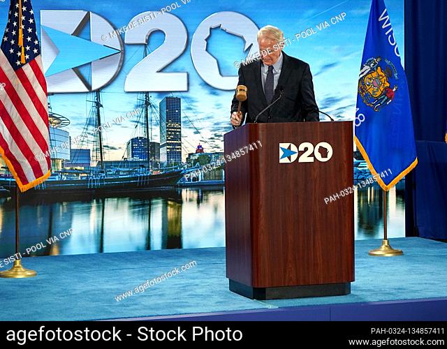 August 18, 2020; Milwaukee, WI, USA; Milwaukee Mayor Tom Barrett calls the convention to order during the Democratic National Convention at the Wisconsin Center...