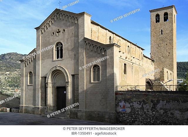 Chiesa di San Michele, St. Michael's Church, historic town centre of Ventimiglia, province of Imperia, Liguria region, Riviera dei Fiori, Mediterranean Sea