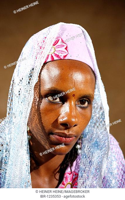 Woman, portrait, Mbororo ethnic group, Bamenda, Cameroon, Africa