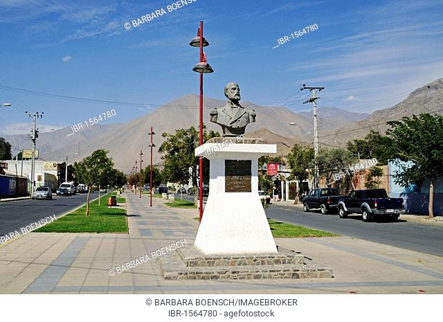 Streets, monument, Arturo Prat Chacon, war hero, captain, Vicuna, Valle d'Elqui, Elqui Valley, La Serena, Norte Chico, northern Chile, Chile, South America
