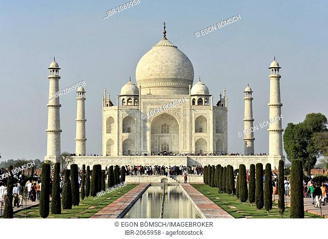 Taj Mahal, tomb, UNESCO World Heritage site, Agra, Uttar Pradesh, India, Asia