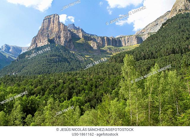 Tozal del Mallo in Ordesa Valley, declarated World Heritage by UNESCO, and belonging to Ordesa y Monte Perdido National Park  Pyrenees  Torla  Huesca province...