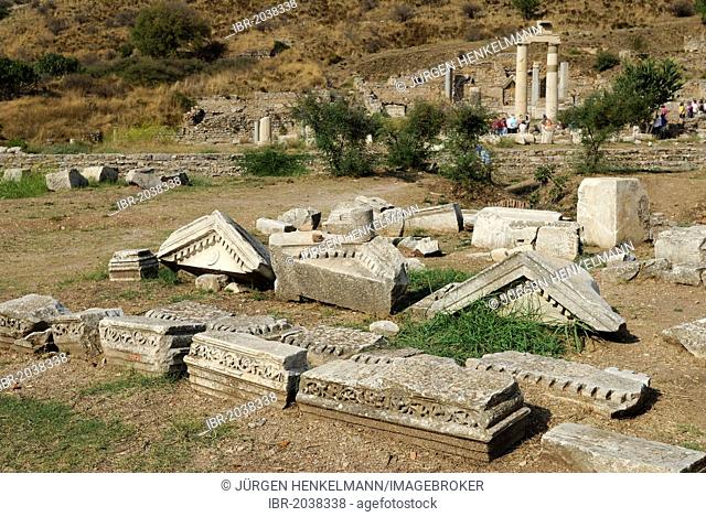 Excavations, State Agora, Ephesus, Efes, UNESCO World Heritage Site, Selcuk, Lycia, Southwest Turkey, West Coast, Western Turkey, Asia Minor