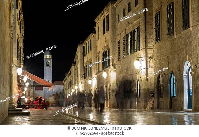 Night time on the Stradun, The Old City, Dubrovnik, Croatia, Europe
