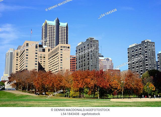 St  Louis Skyline MO in the autumn Cityscape