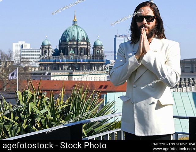 21 March 2022, Berlin: US actor Jared Leto stands on the roof terrace of the Hotel de Rome during a photo session for the event screening of the film...