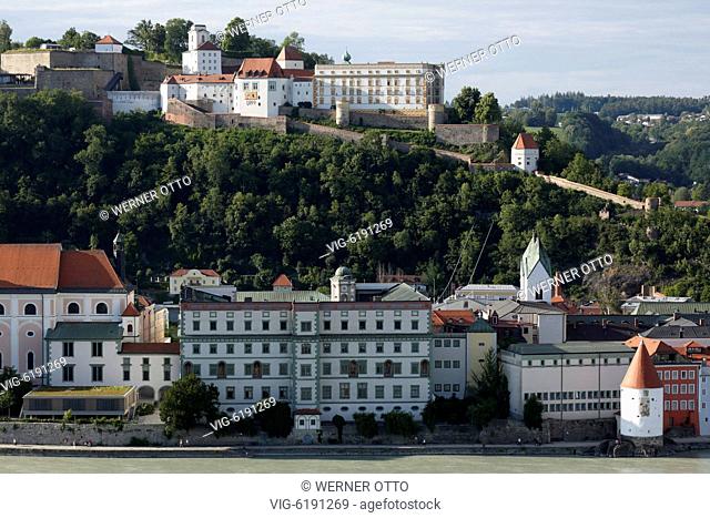 DEUTSCHLAND, PASSAU, 18.06.2018, D-Passau, Danube, Inn, Ilz, panoramic view with Danube bank and old town, f.l.t.r. Leopoldinum high school