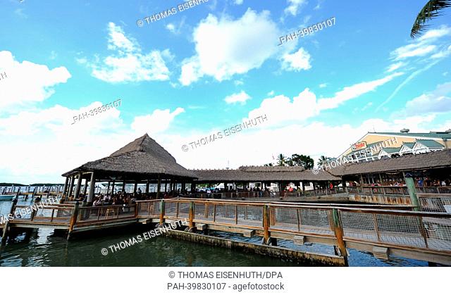 Restaurants of the beach esplanade Florida Keys are pictured in Islamorada, Florida, USA, 26 May 2013.Photo: Thomas Eisenhuth | usage worldwide