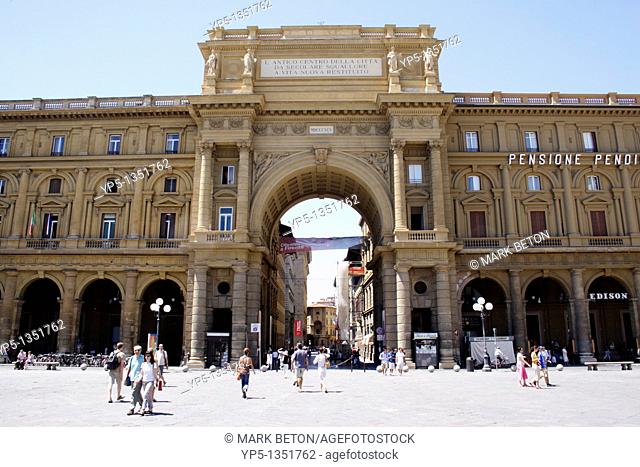 Triumphal arch Piazza Della Repubblica Florence