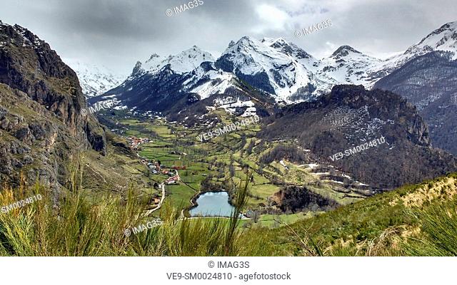 Valle de Lago valley, Somiedo Nature Park and Biosphere Reserve, Asturias, Spain
