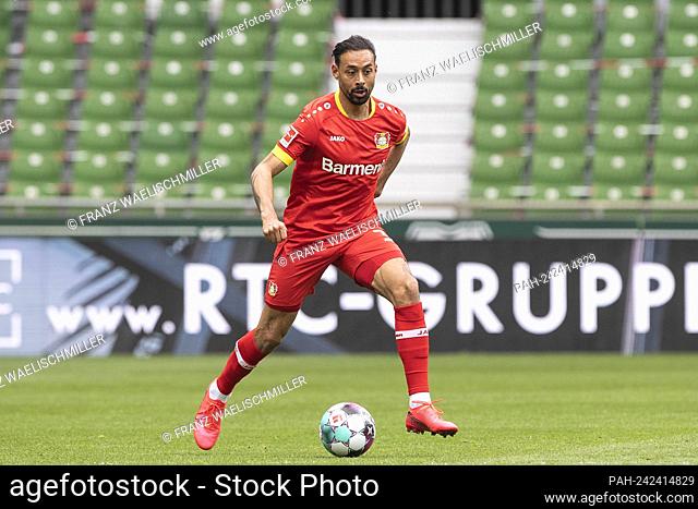 Karim BELLARABI (LEV) in action with Ball; Soccer 1st Bundesliga, 32nd matchday, SV Werder Bremen (HB) - Bayer 04 Leverkusen (LEV) 0: 0, on May 8th