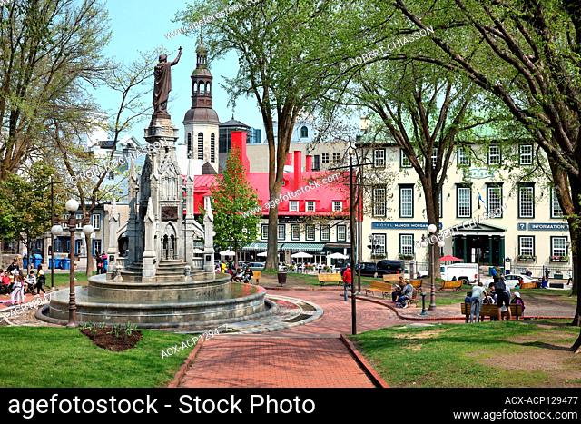 Place d'Armes (Arms Square) and its Monument de la Foi (Monument of Faith) is located in the heart of Old Quebec and surrounded by the city's most iconic...