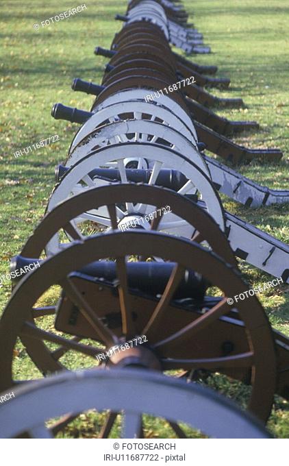 Cannons at the Revolutionary War National Park at sunrise