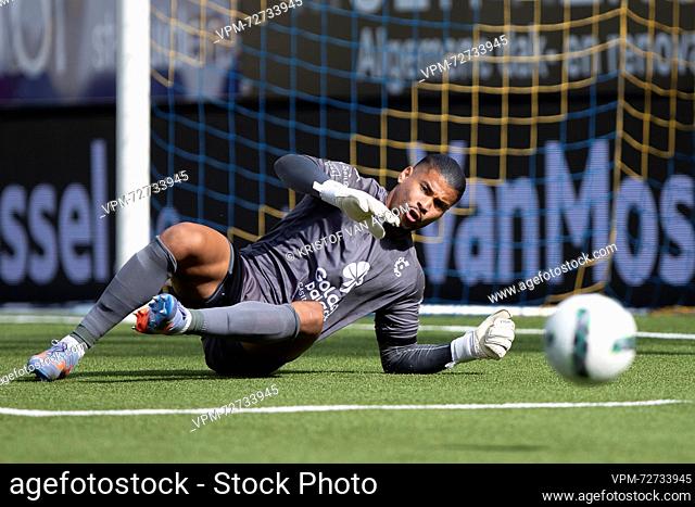 Cercle's goalkeeper Lisboa Warleson pictured in action during a soccer match between Sint-Truiden VV and Cercle Brugge, Sunday 27 August 2023 in Sint-Truiden