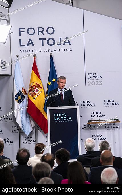 Septiembre, 22° 2023. El presidente de la Xunta de Galicia, Alfonso Rueda durante su discurso en la apertura del Foro Atlántico La Toja