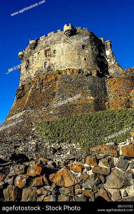 Murol medieval castle, Puy de dome department, Regional Natural Park of the Auvergne volcanoes, Auvergne-Rhone-Alpes, France, Europe