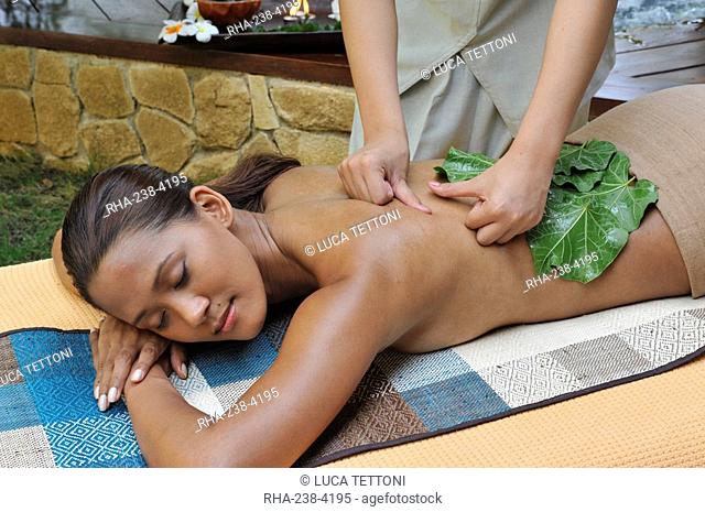 Hilot Treatment at the spa at Eskaya Beach Resort and Spa in Bohol, Philippines, Southeast Asia, Asia