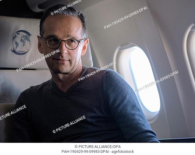 29 April 2019, Brazil, Salvador Da Bahia: Heiko Maas (SPD), Foreign Minister of the Federal Republic of Germany, talks to journalists at a background discussion...