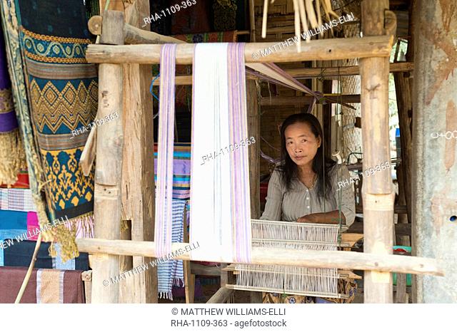 Textile weaving, Luang Prabang, Laos, Indochina, Southeast Asia, Asia