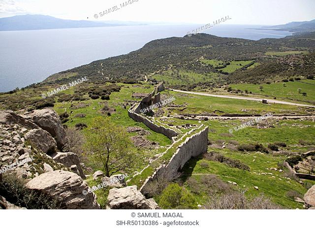 Assos was part of the ancient region of Troas. The fortification walls on the acropolis were probably built in Hellenistic times
