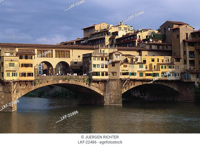 Ponte Vecchio and Arno river, Florence, Tuscany, Italy