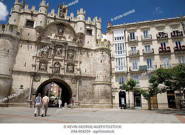 Arco de Santa Maria town gate, Burgos, Castilla-Leon, Spain