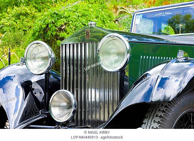 England, North Yorkshire, -, Close up of the front of a vintage Rolls Royce motor car