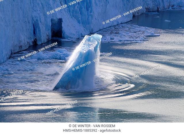 Argentina, Santa Cruz province, Los Glaciares National Park, listed as World Heritage by UNESCO, Perito Moreno iceberg in glacier lake