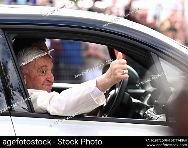 25 July 2022, Canada, Edmonton: Pope Francis, the head of the Catholic Church, points with his thumb still up after a meeting with indigenous peoples and...