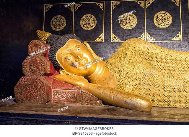 Buddha statue, Wat Chedi Luang, Chiang Mai, Thailand