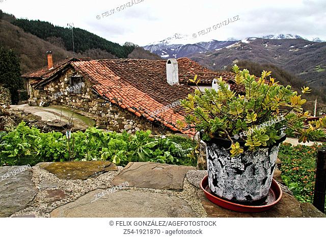 Llanuces, Quiros, Asturias, Spain