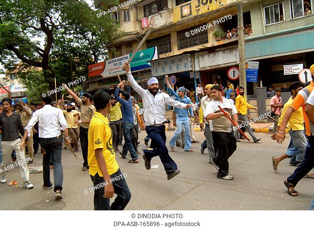 Sikh community protest against firing bodyguard of dera saccha sauda chief ram rahim at Mulund in Bombay Mumbai ; Maharashtra ; India NO MR